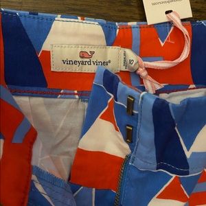 Vineyard Vine shorts size 10